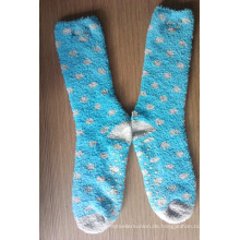 Rutschfeste Kuschelsocken in Blau mit grauen Punkten